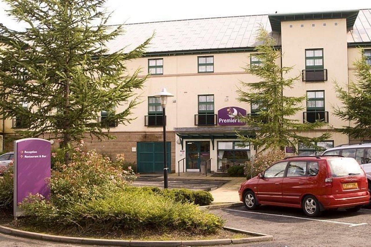 Premier Inn Edinburgh Exterior photo
