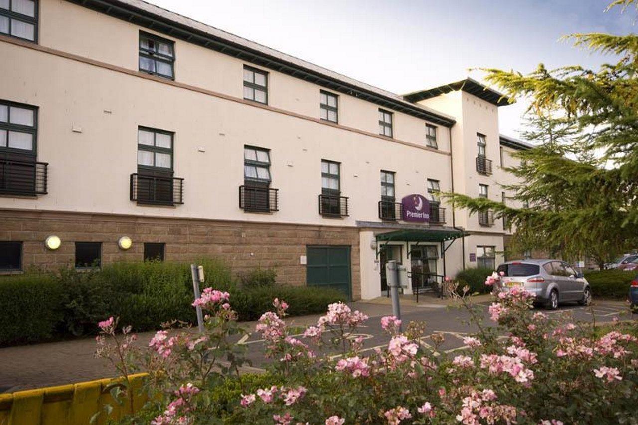 Premier Inn Edinburgh Exterior photo